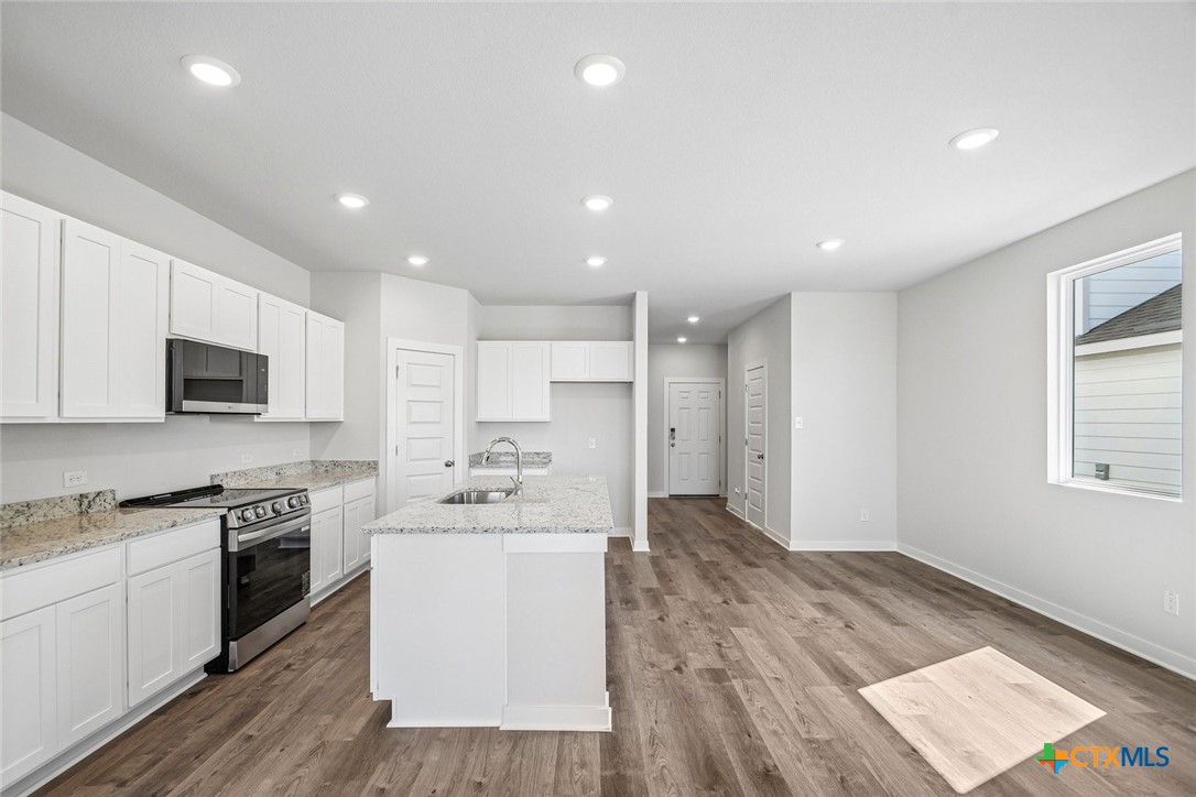 253 Firefox Way Property Photo 5