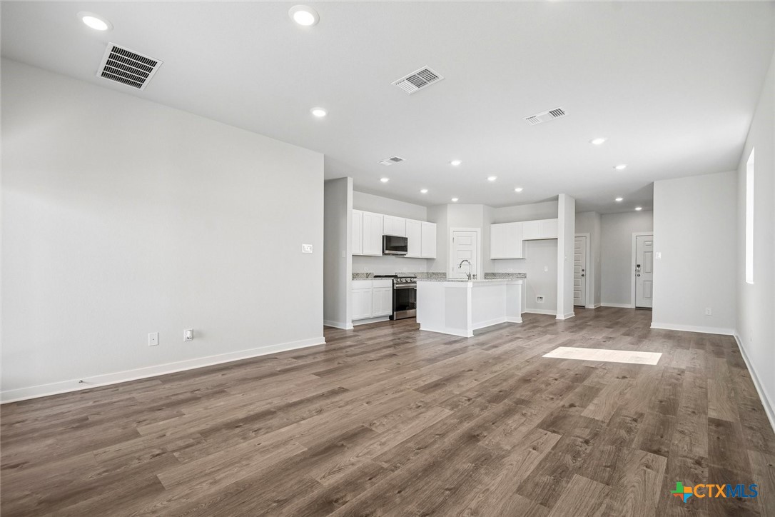 253 Firefox Way Property Photo 7