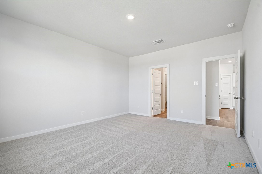 253 Firefox Way Property Photo 18