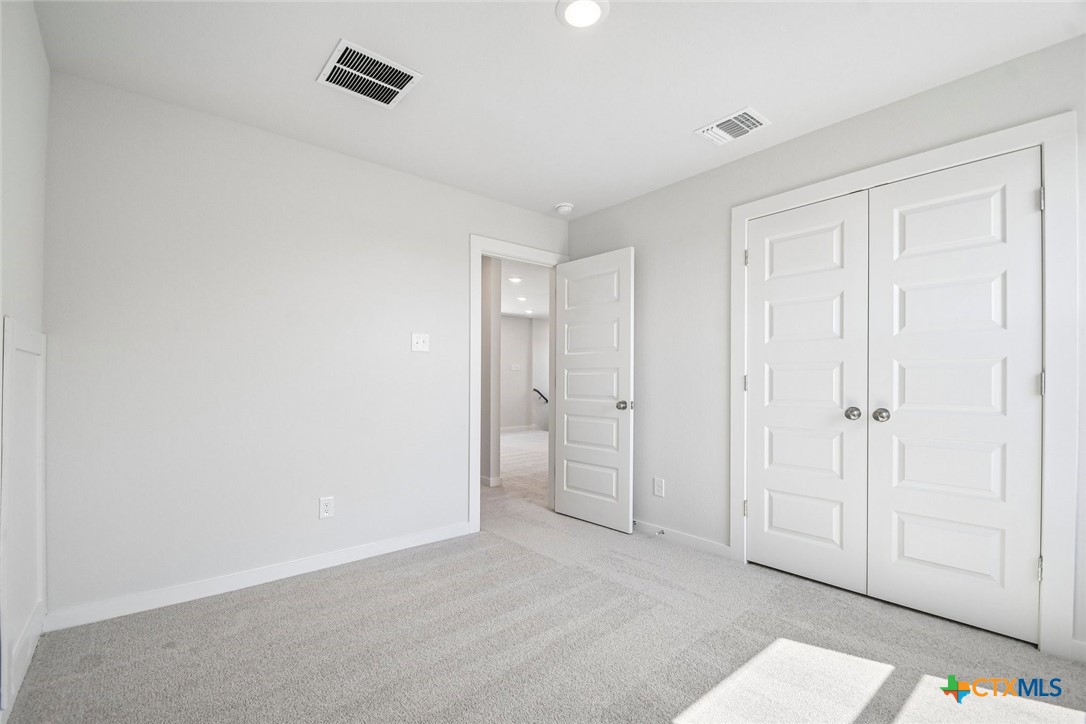 253 Firefox Way Property Photo 31