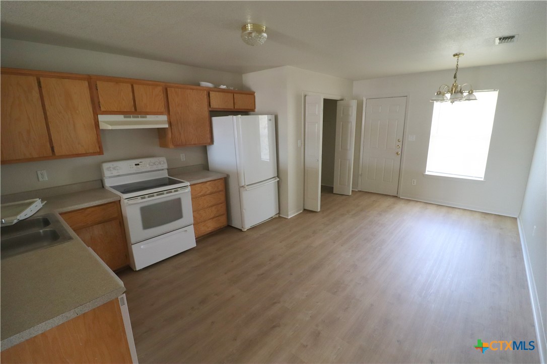 3802 Uvalde Drive A&b Property Photo 6