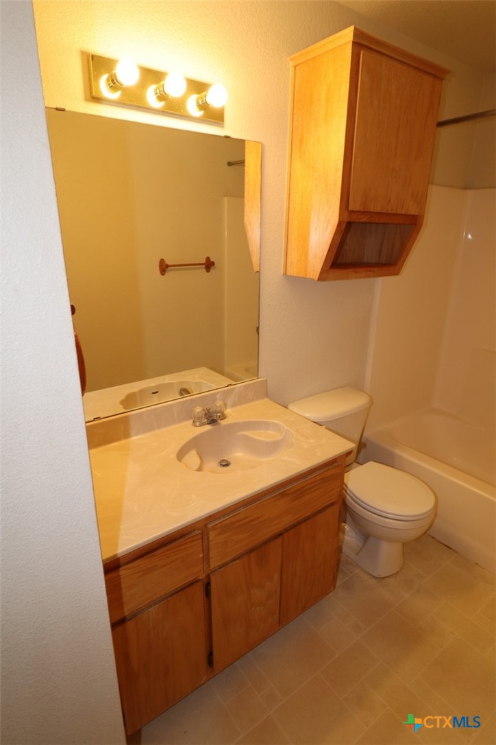 3802 Uvalde Drive A&b Property Photo 24