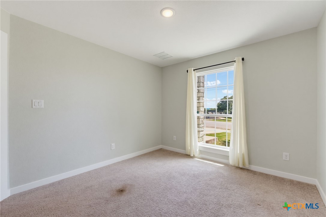 201 Benedict Avenue Property Photo 12