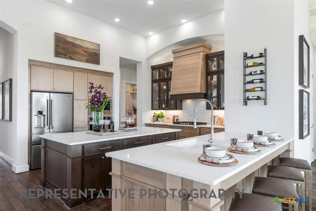 1828 Haecker View Property Photo 2