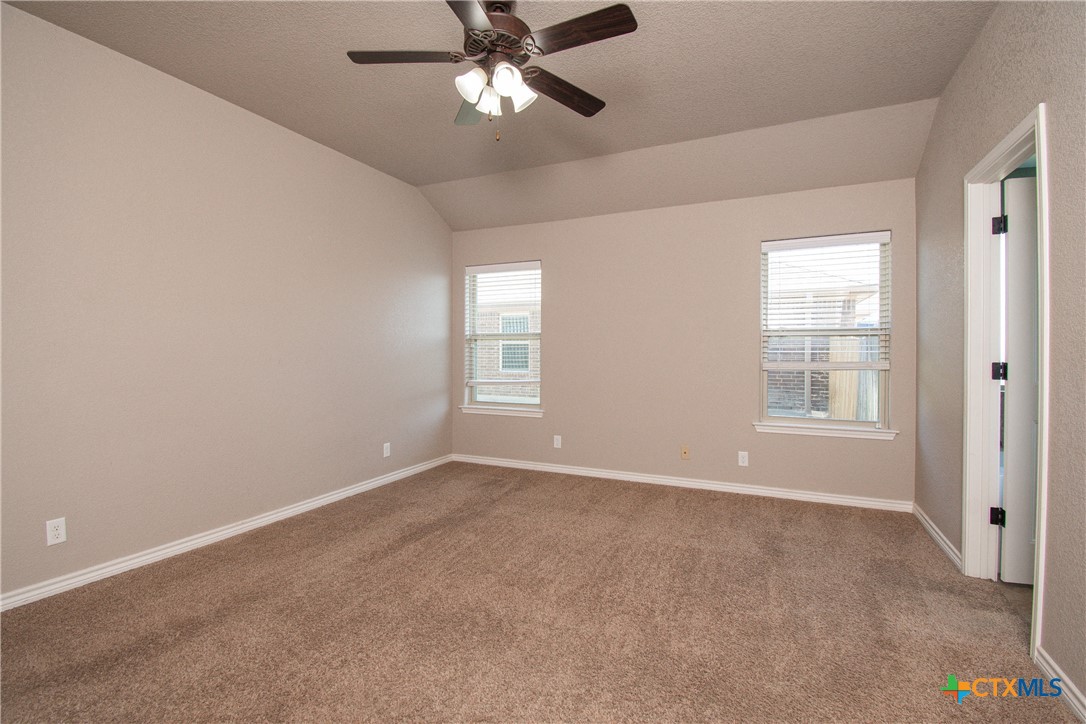 9805 Kaitlyn Drive Property Photo 8