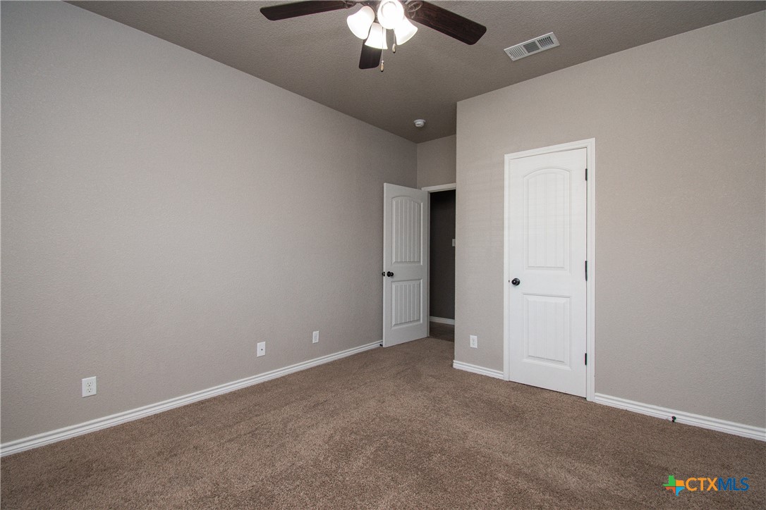 9805 Kaitlyn Drive Property Photo 13