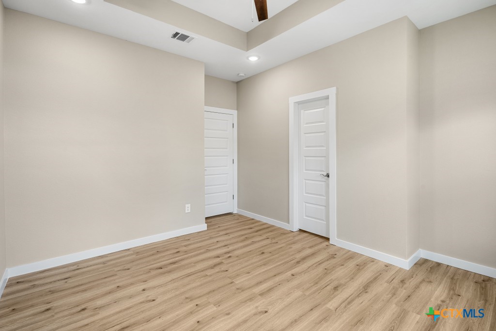 606 Bridge Street Property Photo 12