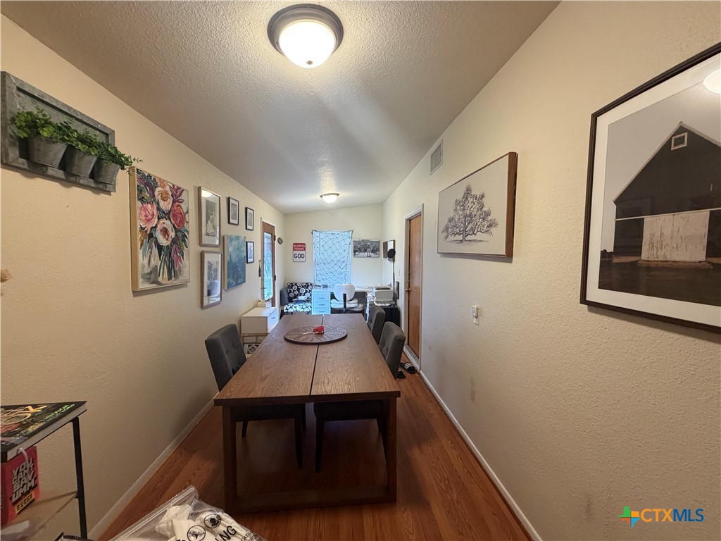 726 Encino Drive Property Photo 8