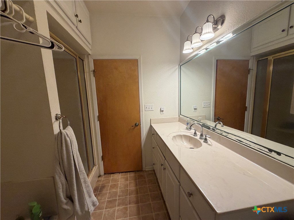 726 Encino Drive Property Photo 10