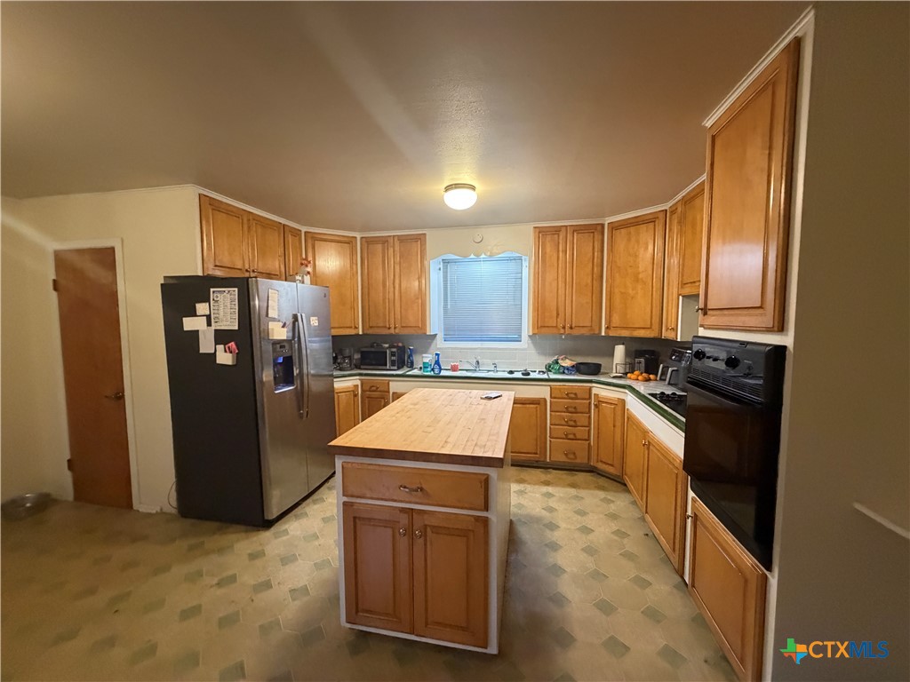 726 Encino Drive Property Photo 15