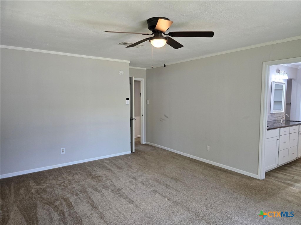 205 E Cherokee Drive Property Photo 14