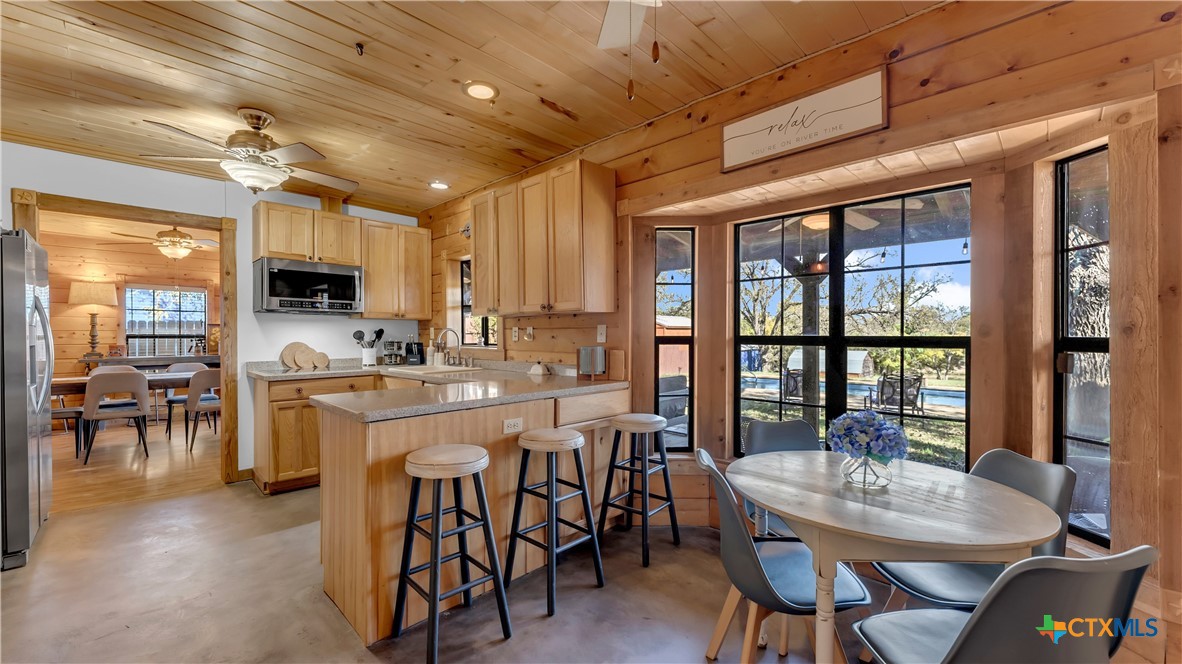 872 Cr 430 Property Photo 3