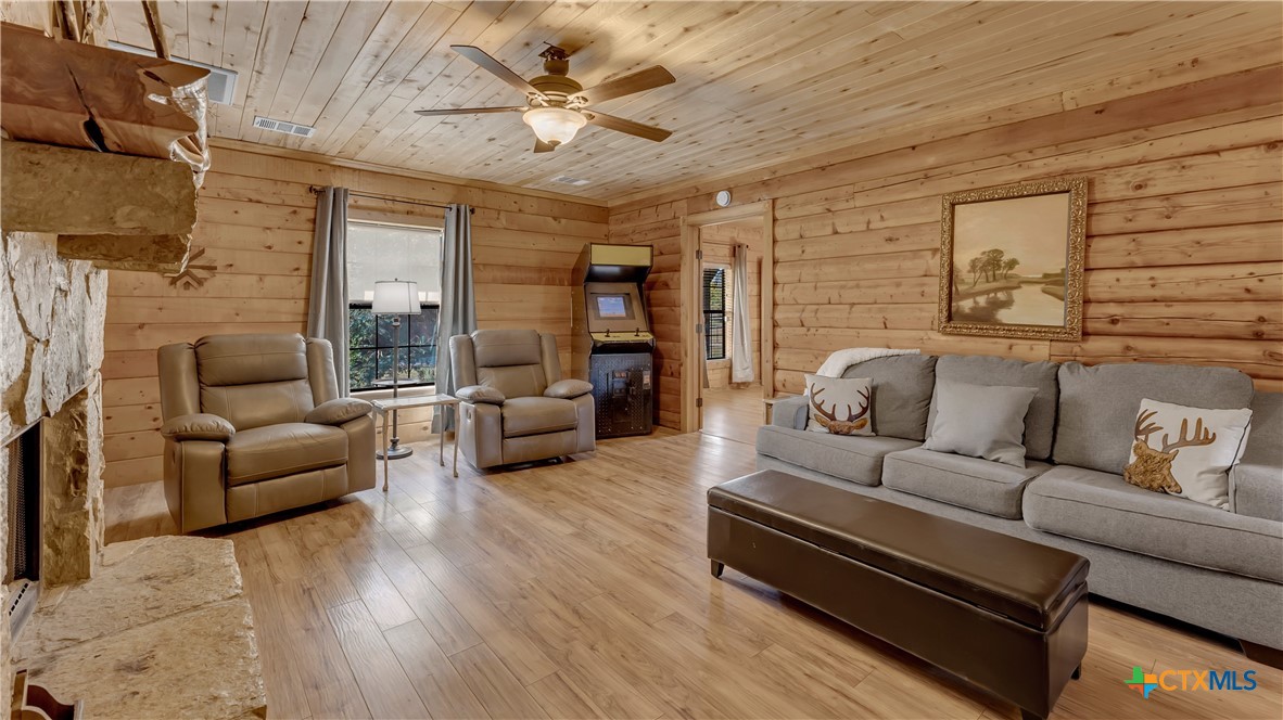 872 Cr 430 Property Photo 16