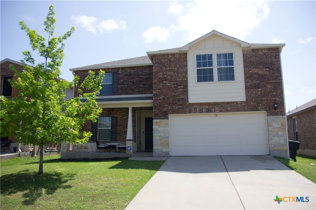 1321 Daffodil Drive Property Photo 1