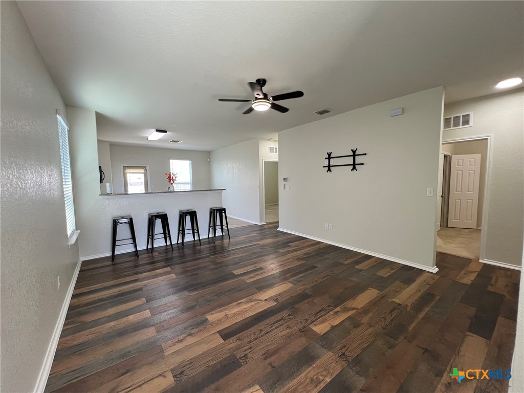 338 Mistflower Property Photo 5