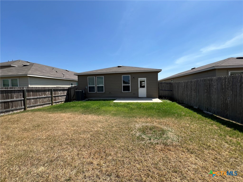 338 Mistflower Property Photo 29