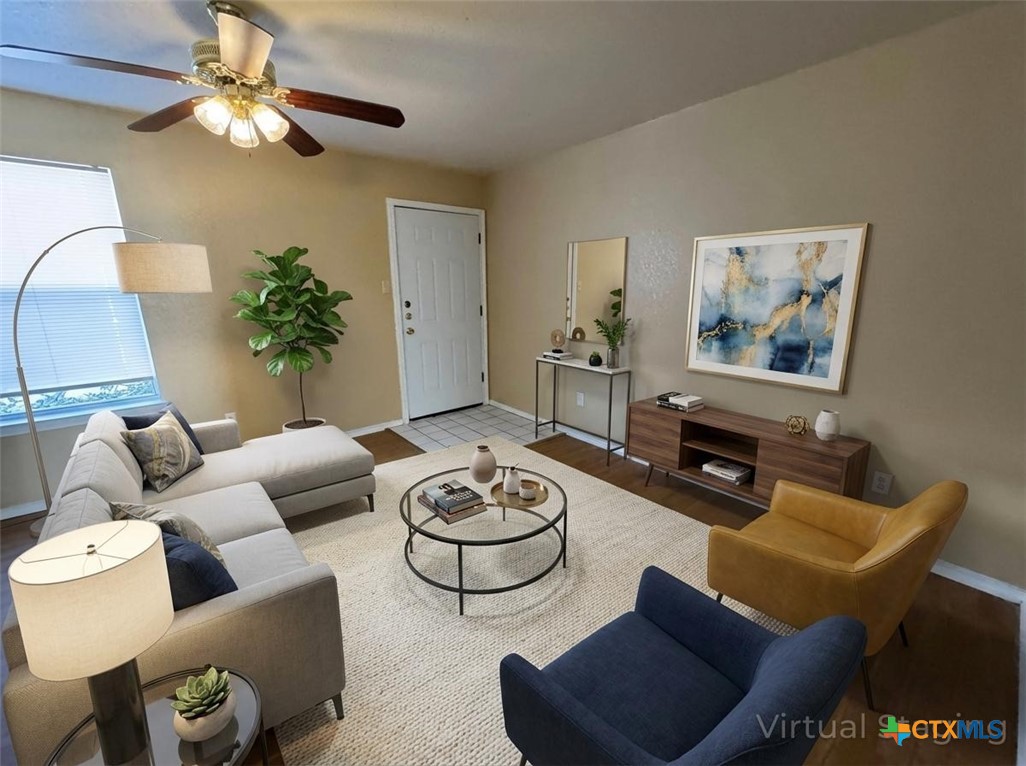 1709 Cedarhill Drive Property Photo 4