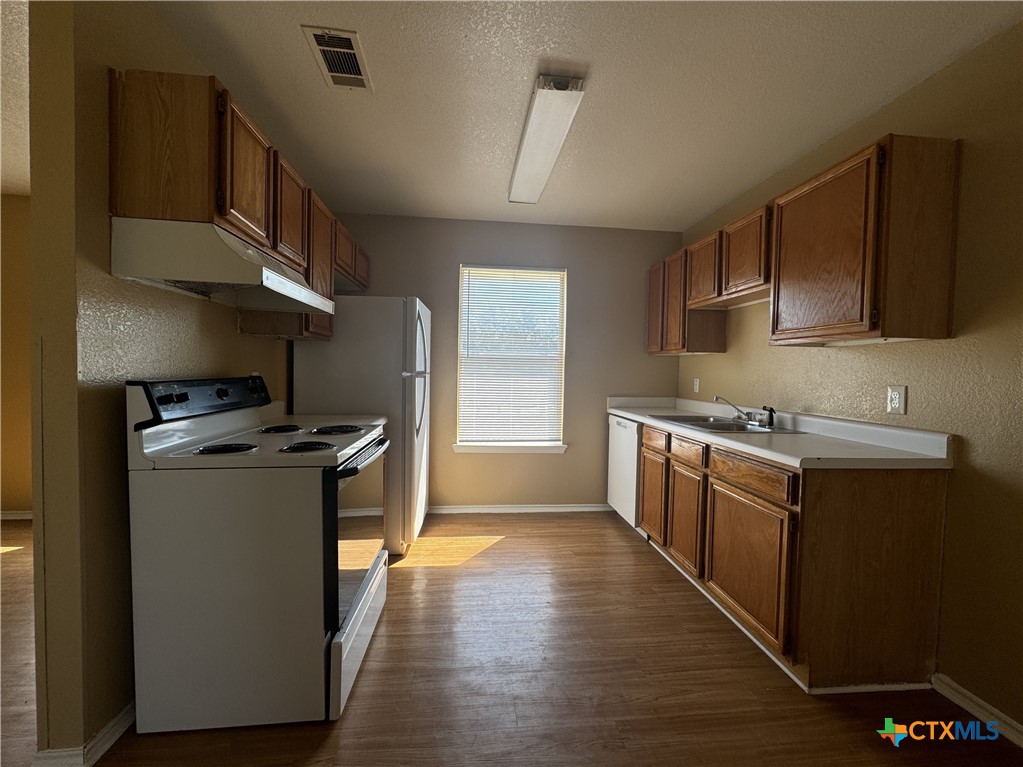 1709 Cedarhill Drive Property Photo 18