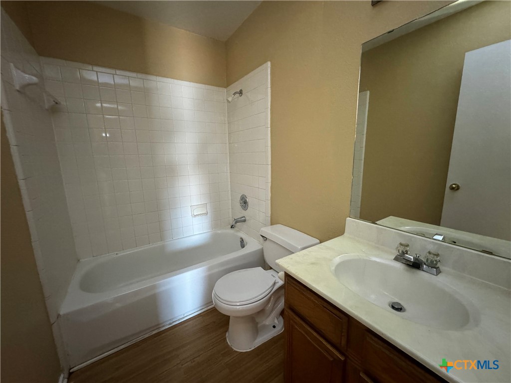1709 Cedarhill Drive Property Photo 22