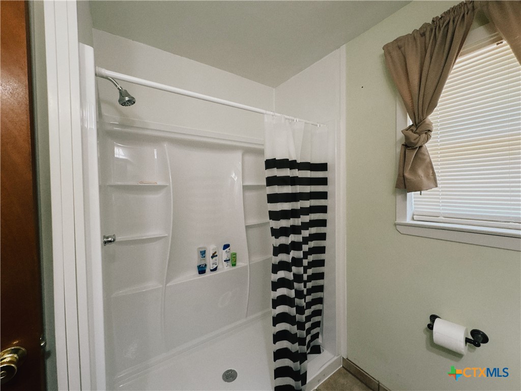 830 Decker Road Property Photo 10