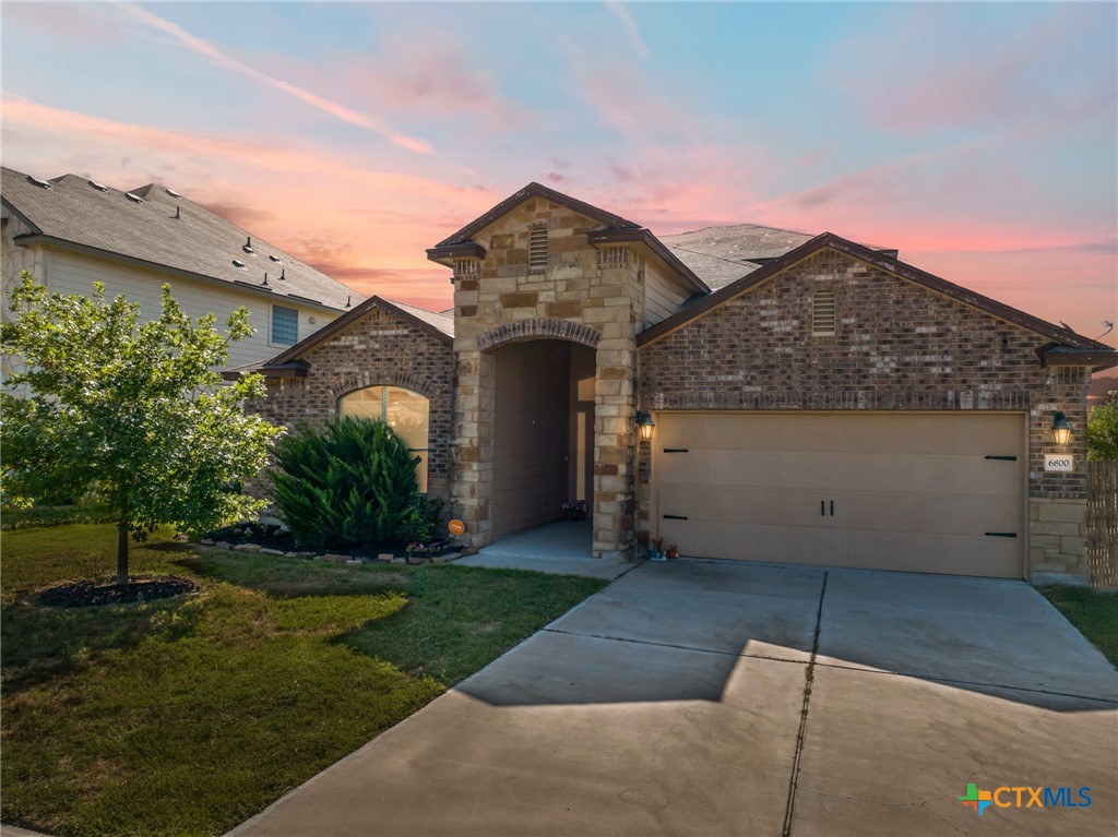 6800 Mustang Creek Road Property Photo 1