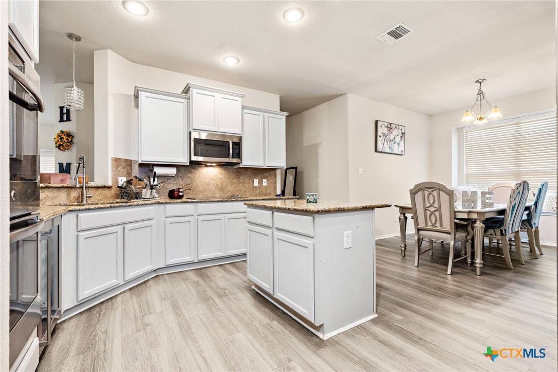 6800 Mustang Creek Road Property Photo 4