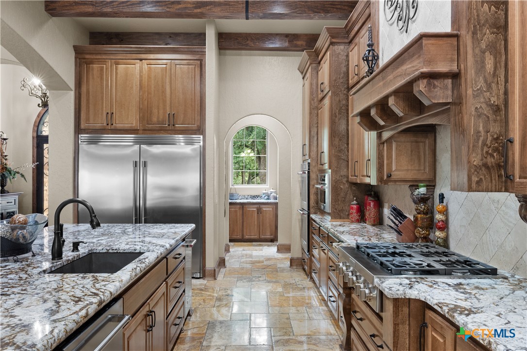 8184 Fm 2843 Property Photo 8