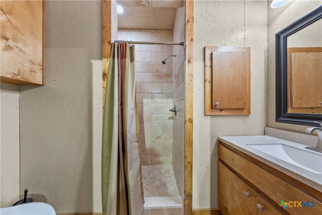 8184 Fm 2843 Property Photo 40