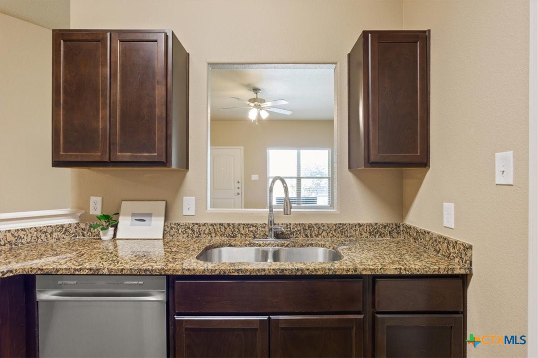 1101 S College Avenue Property Photo 10