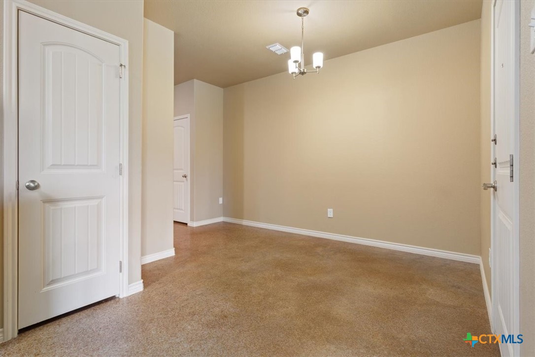 1101 S College Avenue Property Photo 11
