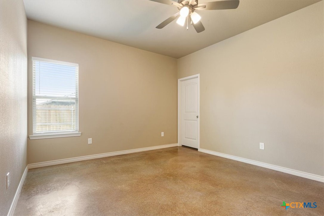 1101 S College Avenue Property Photo 13
