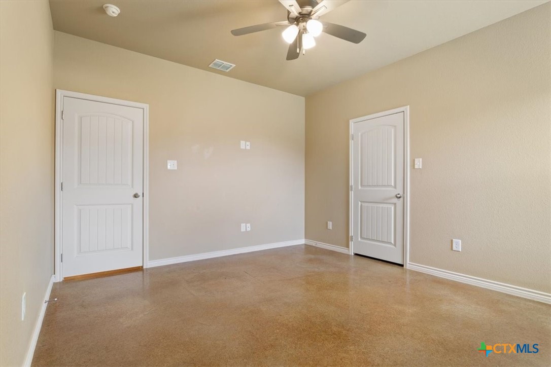 1101 S College Avenue Property Photo 14