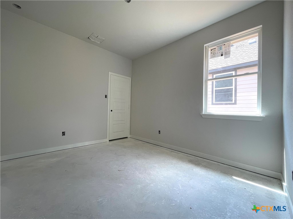 362 Pathfinder Drive Property Photo 11
