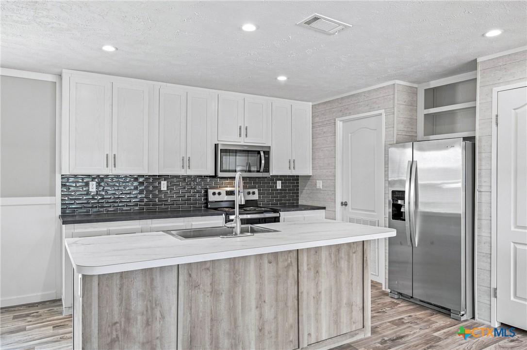 619004 Property Photo 7