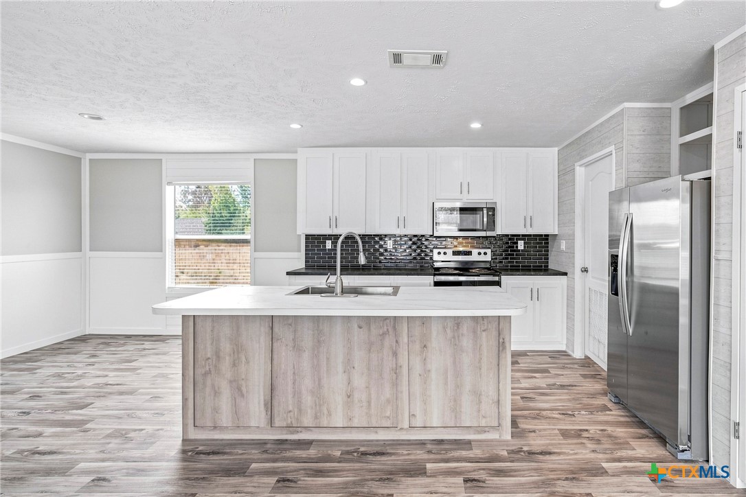 619004 Property Photo 8