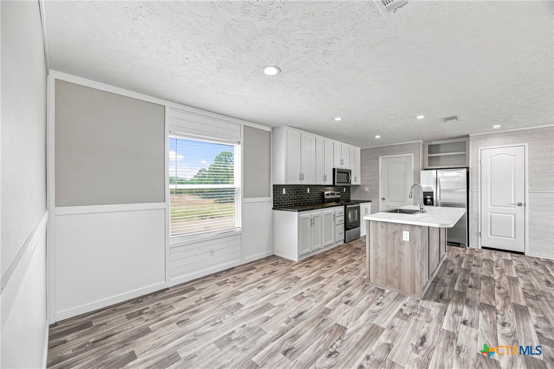 619004 Property Photo 9