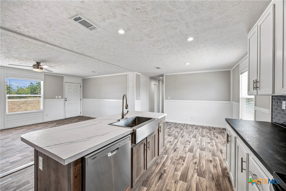 619004 Property Photo 10
