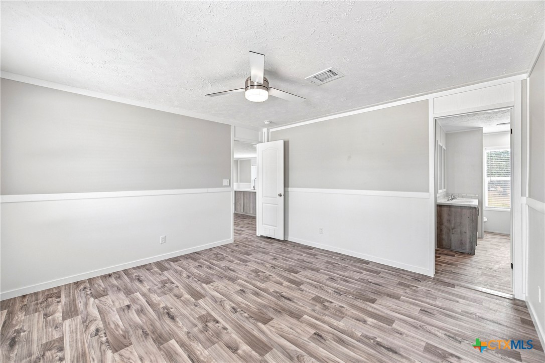 619004 Property Photo 14