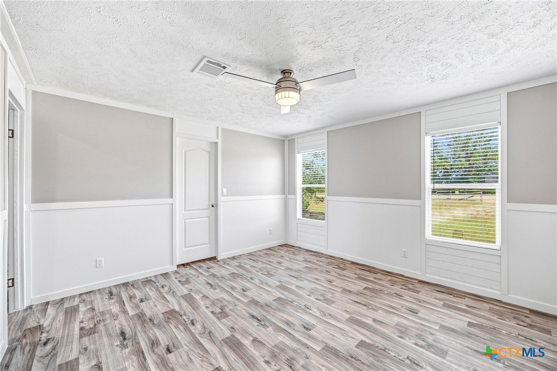 619004 Property Photo 15
