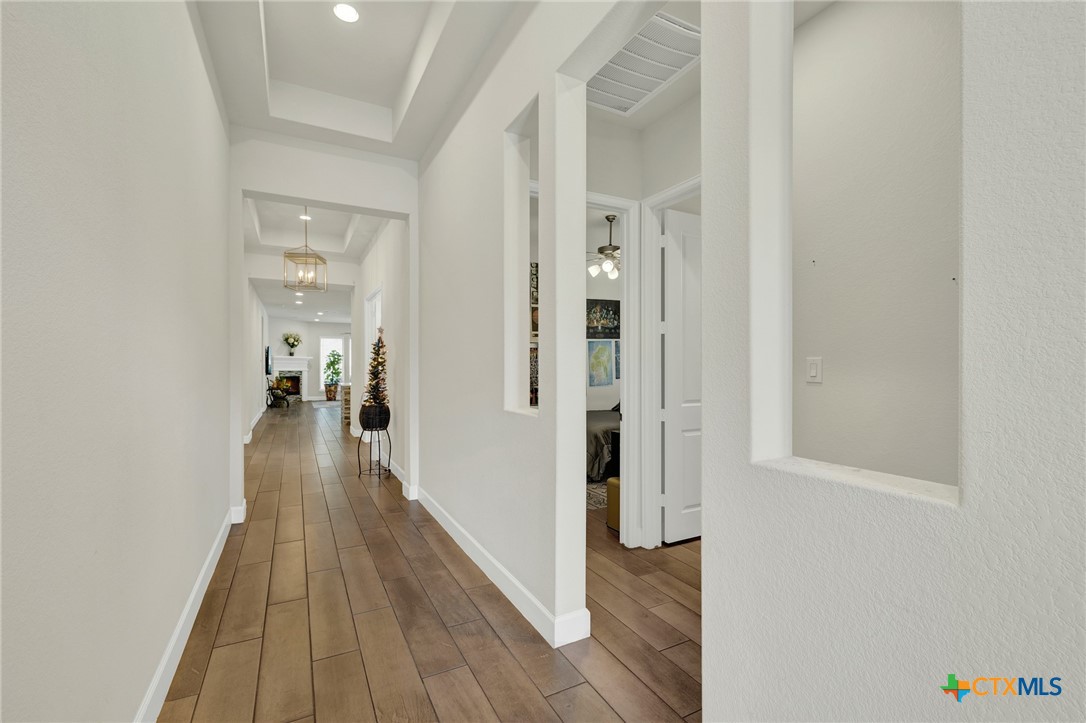 415 Bridle Trail Property Photo 9