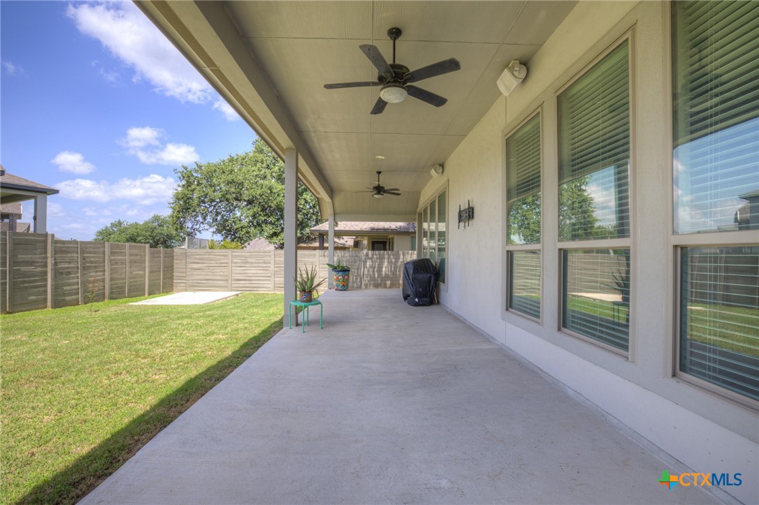415 Bridle Trail Property Photo 37