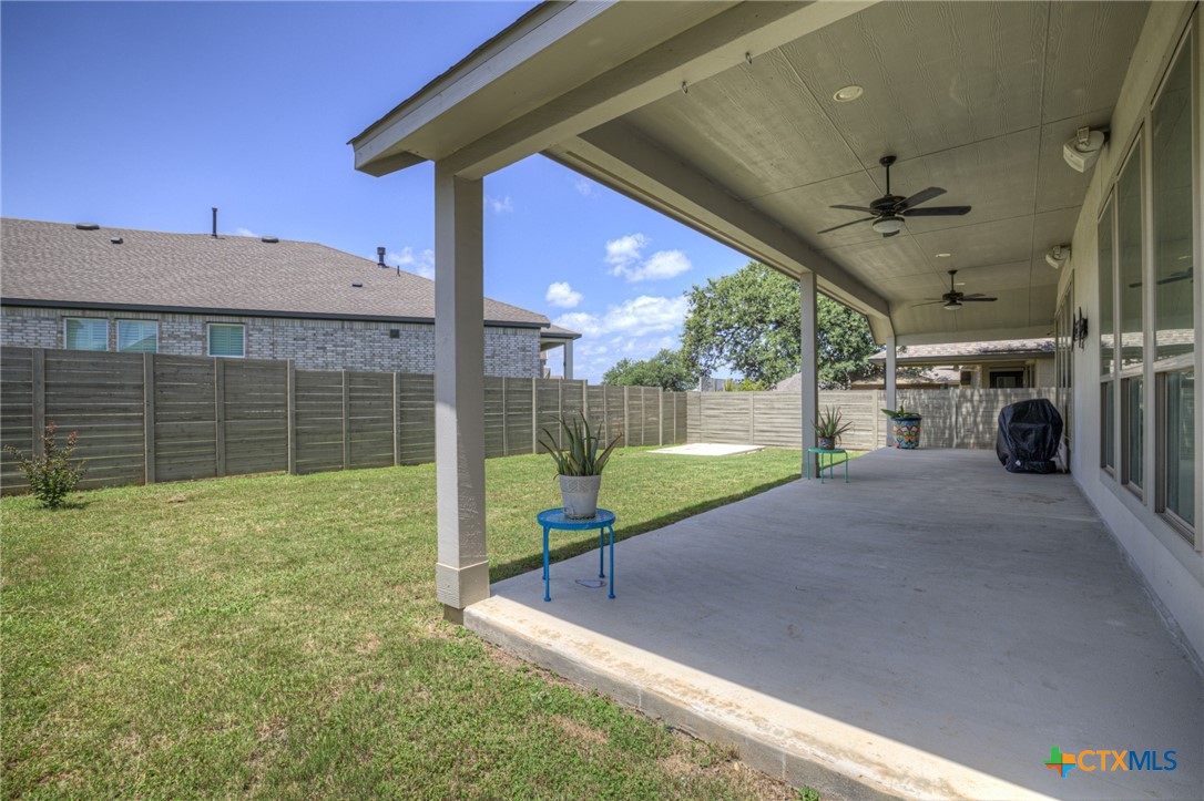 415 Bridle Trail Property Photo 44