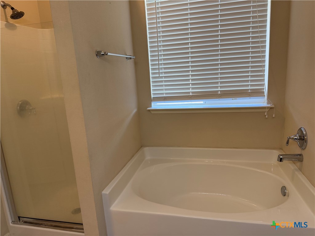 5811 Alexandria Drive Property Photo 16