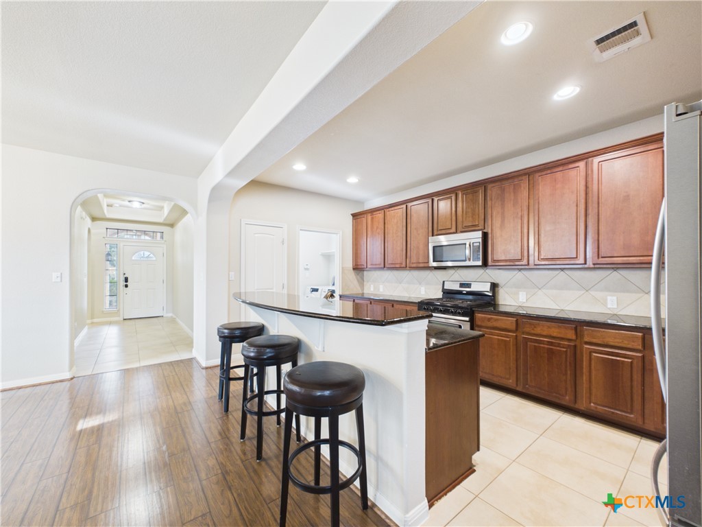 1070 Sussex Way Property Photo 8