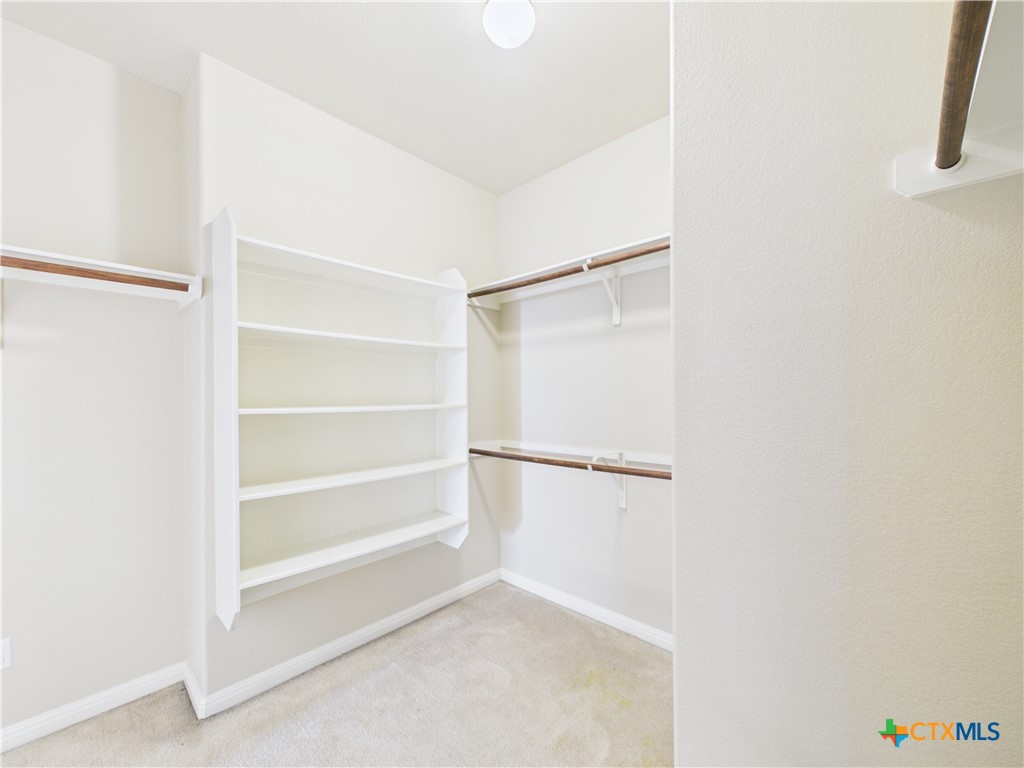 1070 Sussex Way Property Photo 16