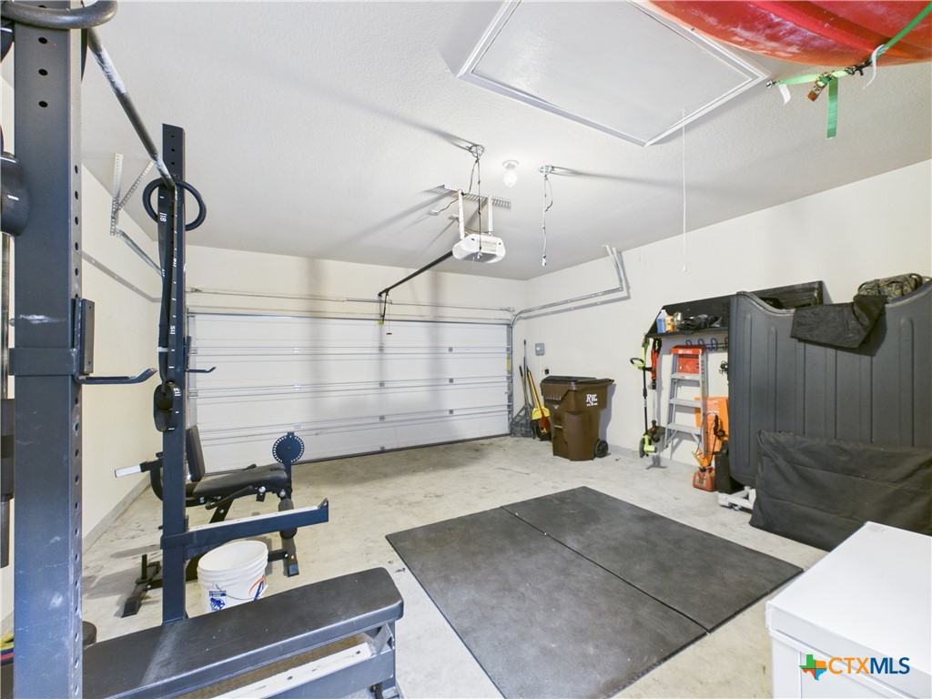 1070 Sussex Way Property Photo 17