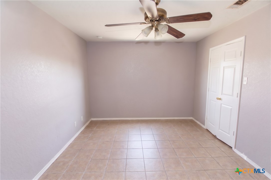 304 Jeff Gordon Drive A Property Photo 7