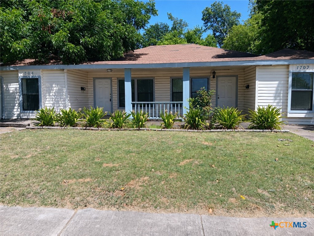 1702 Fairview Drive