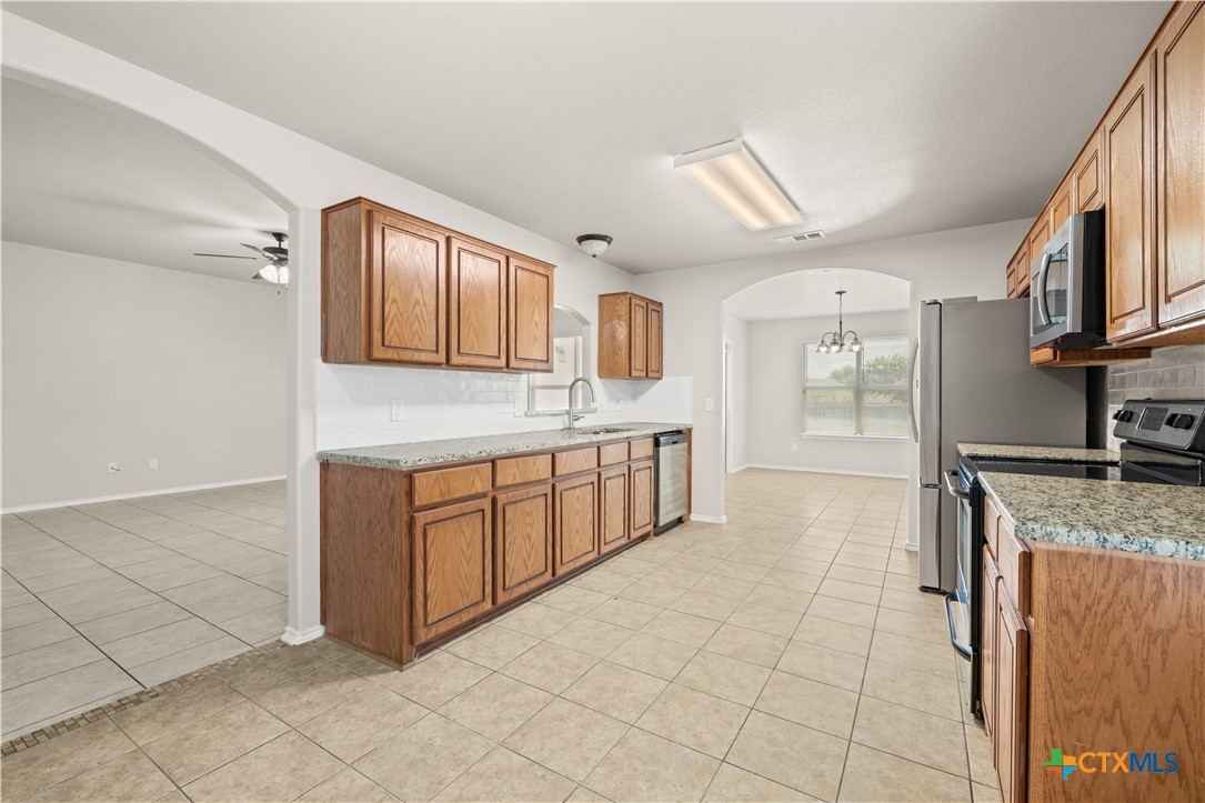 6309 Brushy Creek Drive Property Photo 9