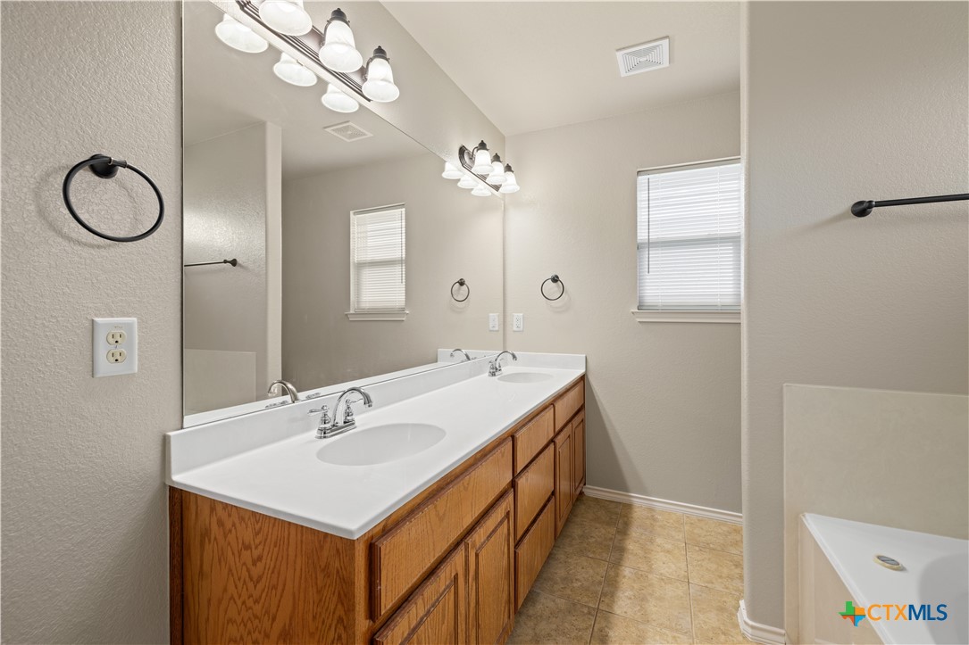 6309 Brushy Creek Drive Property Photo 13